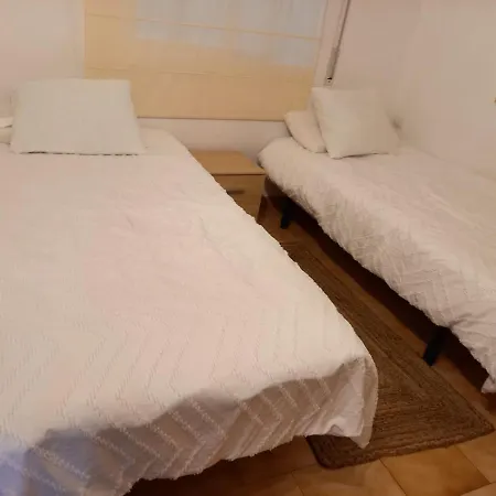 Rocamaura B 5/4 Apartment *